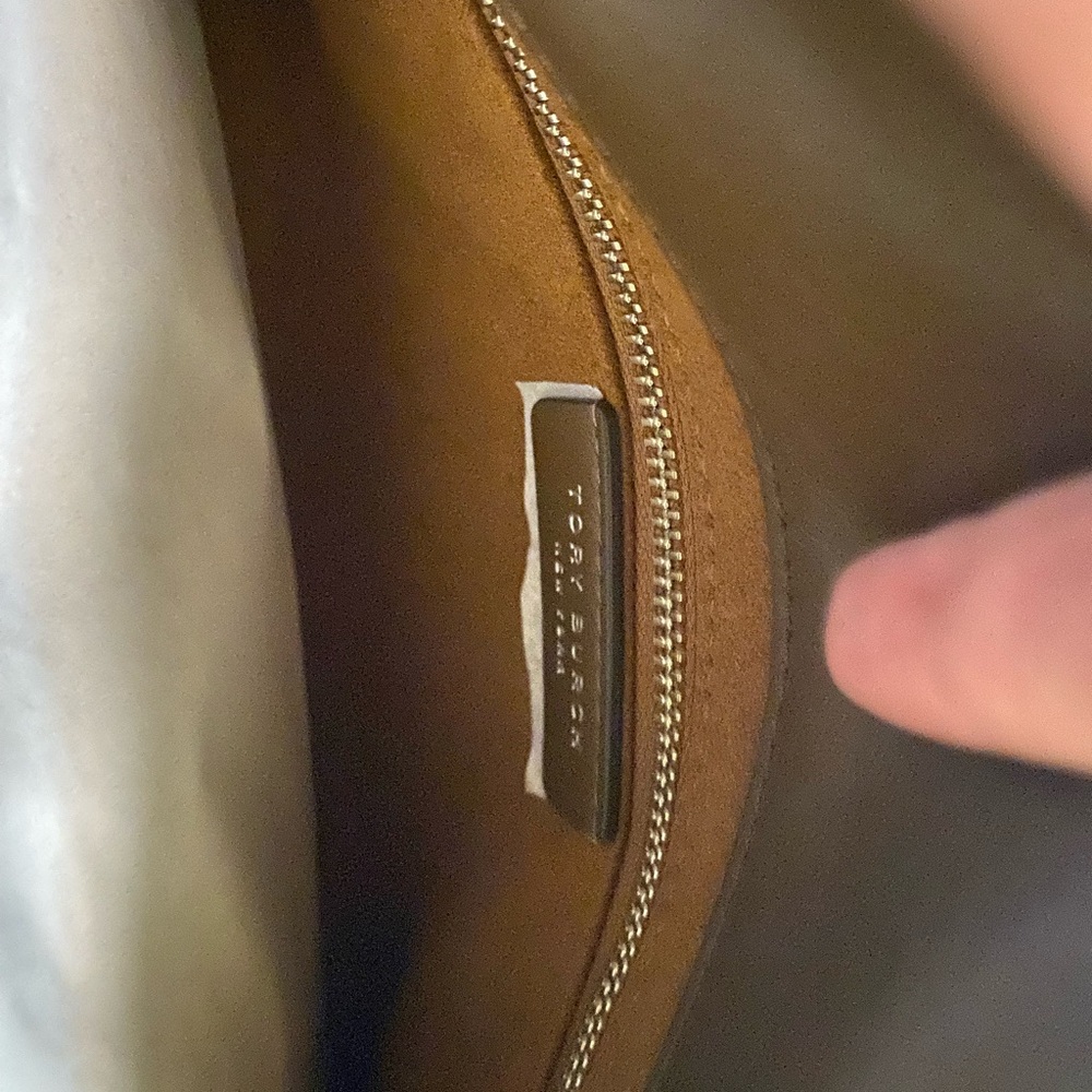 Tory Burch Charlie Shoulder Bag in Malt Brown NWT - Picture 6 of 10